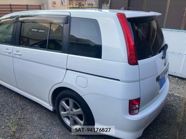 Toyota ISIS 2005-03 8562224-3
