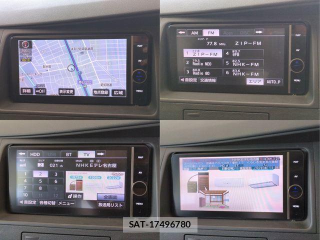 Toyota ISIS 2012-11 8659563-9