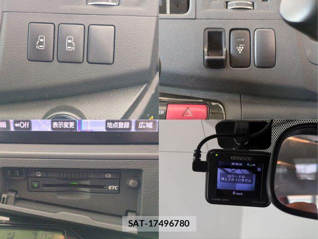 Toyota ISIS 2012-11 8659563-13