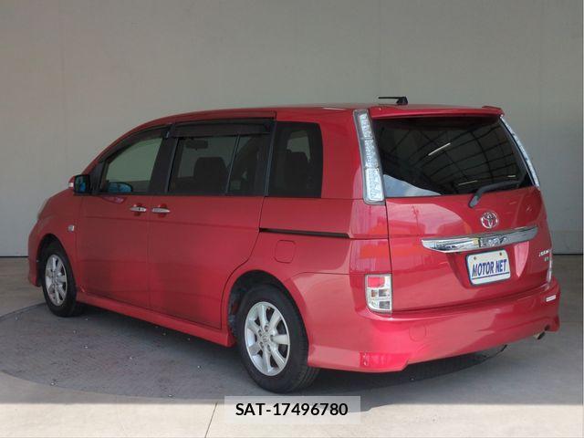 Toyota ISIS 2012-11 8659563-18