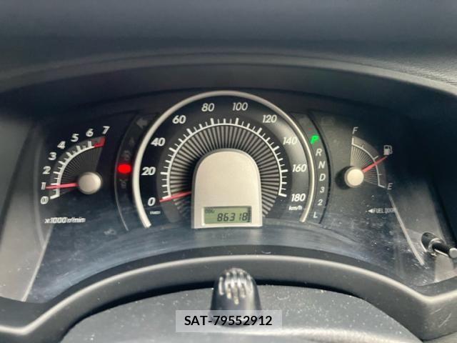 Toyota ISIS 2005-09 8659555-19