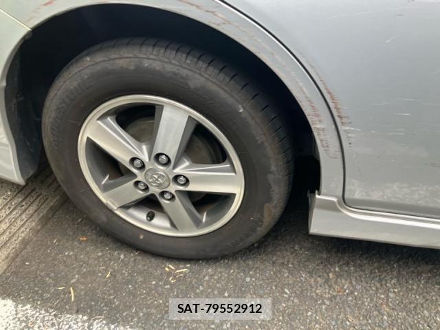 Toyota ISIS 2005-09 8659555-5