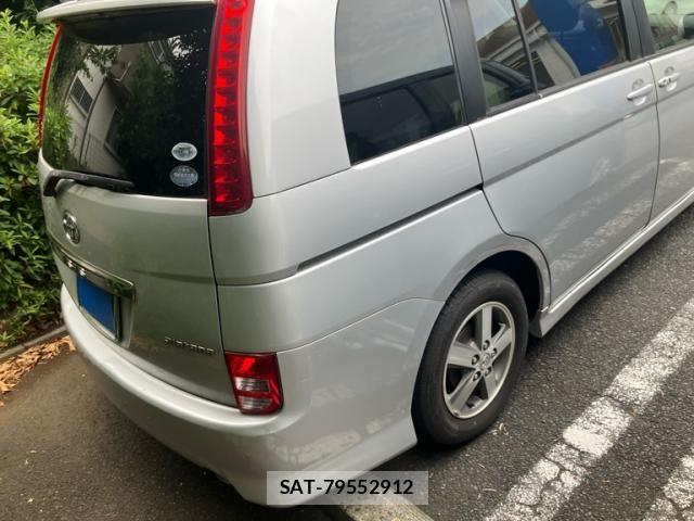 Toyota ISIS 2005-09 8659555-6