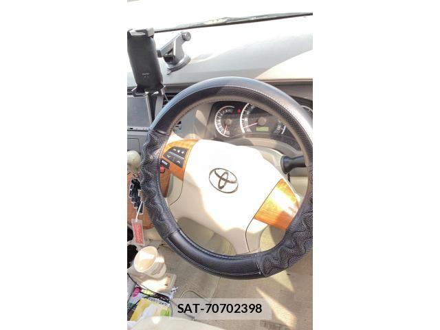 Toyota ISIS 2009-10 8659572-10