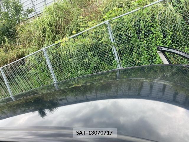 Toyota ISIS 2013-07 8659570-7