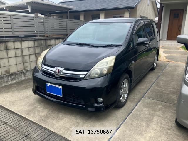 Toyota ISIS 2011-09 8685734-0