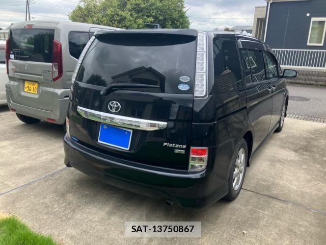 Toyota ISIS 2011-09 8685734-2