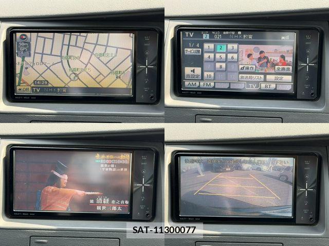 Toyota ISIS 2014-02 8742845-9