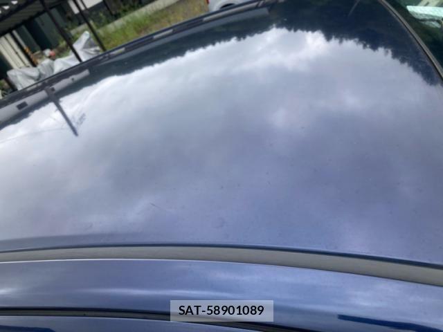 Toyota ISIS 2016-04 8742844-4