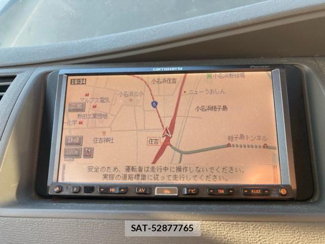 Toyota ISIS 2007-07 8742849-20