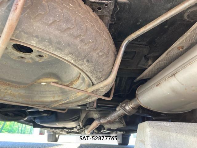 Toyota ISIS 2007-07 8742849-6