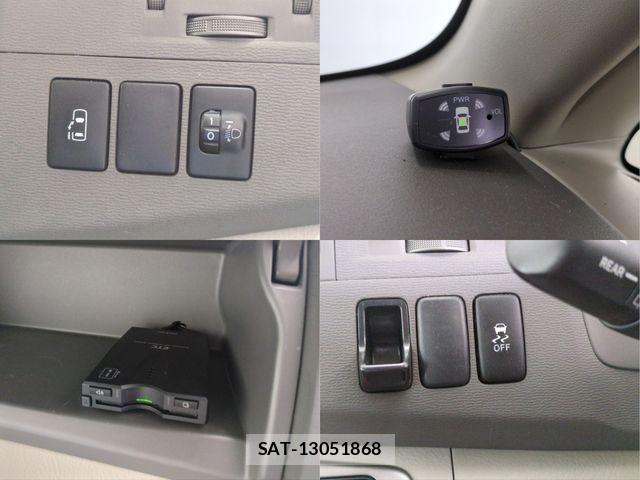 Toyota ISIS 2016-03 8796256-13