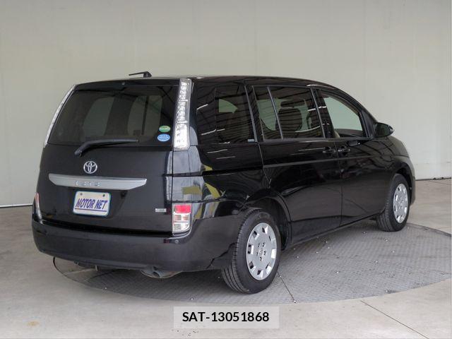 Toyota ISIS 2016-03 8796256-1