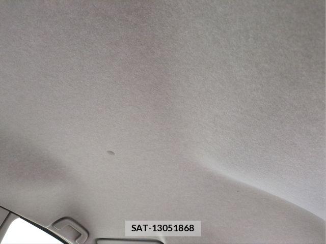 Toyota ISIS 2016-03 8796256-5