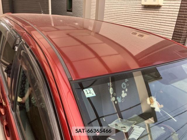 Toyota ISIS 2008-11 8829576-2