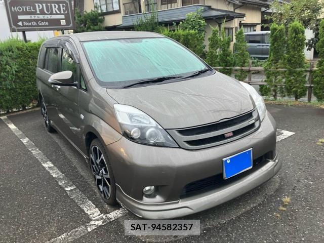 Toyota ISIS 2016-01 8849400-0