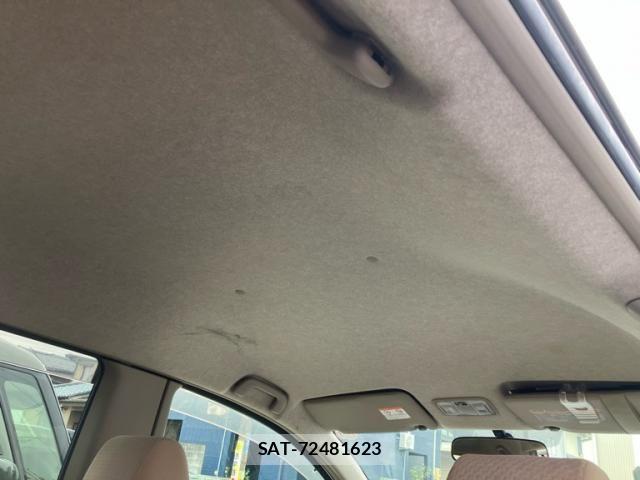 Toyota ISIS 2006-03 8880184-17