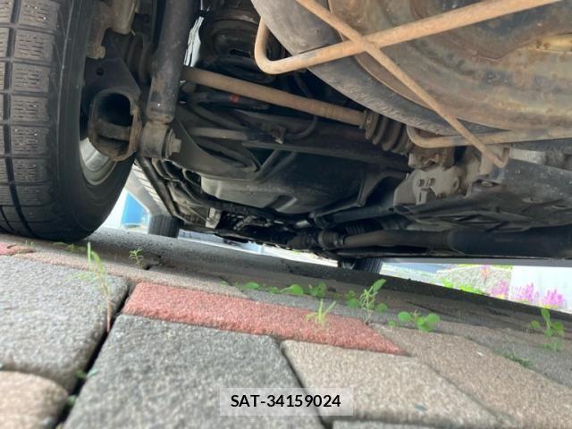Toyota ISIS 2009-11 7058953-19