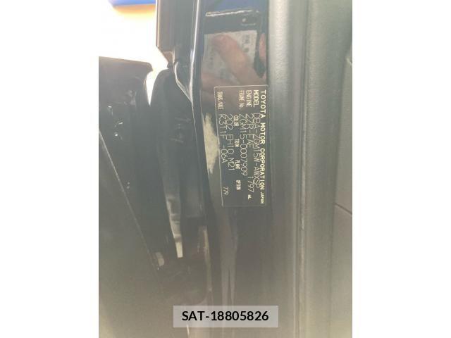 Toyota ISIS 2011-07 7392447-18