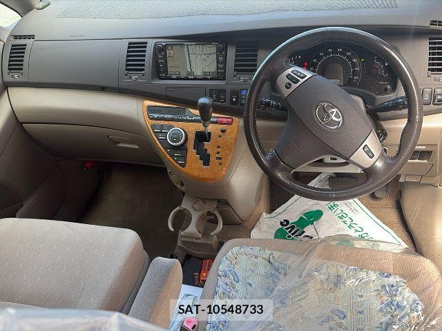 Toyota ISIS 2005-03 7724353-3