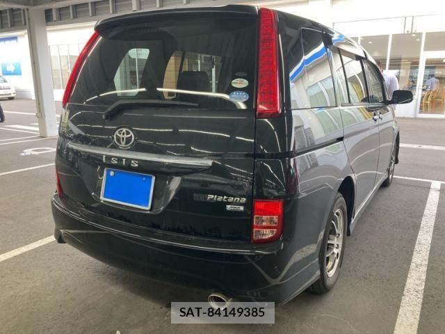 Toyota ISIS 2009-11 8036099-2