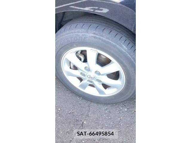 Toyota ISIS 2012-12 8074122-3