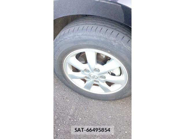 Toyota ISIS 2012-12 8074122-4