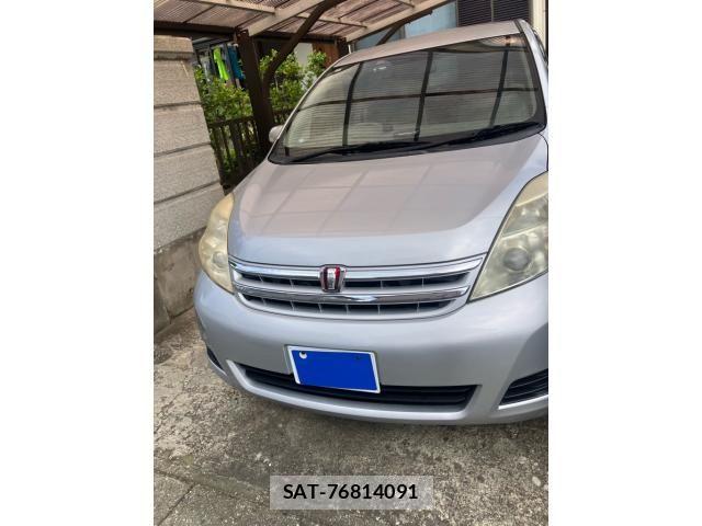 Toyota ISIS 2010-05 8366409-1