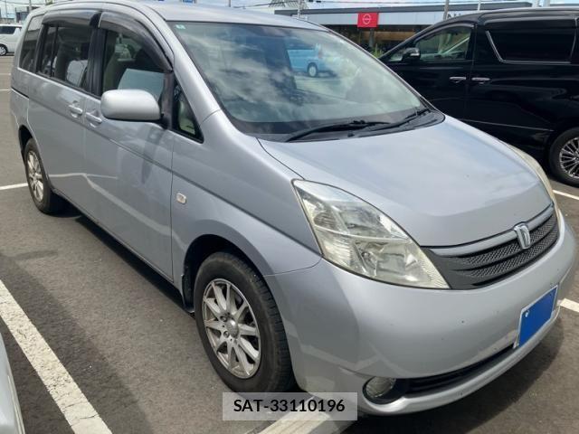 Toyota ISIS 2006-02 8366410-1