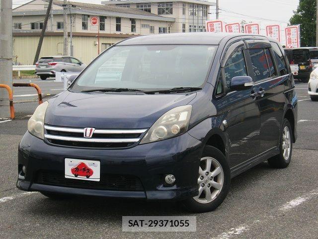 Toyota ISIS 2010-09 8685735-0