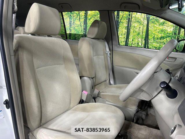 Toyota ISIS 2014-02 8849401-9