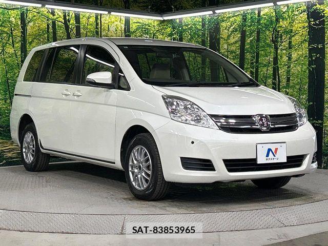 Toyota ISIS 2014-02 8849401-16
