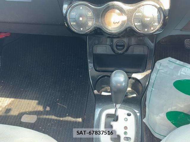 Toyota IST 2009-03 1083023-9