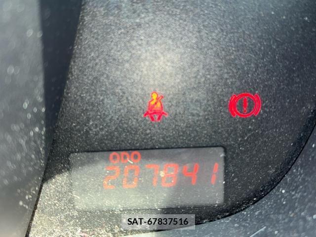 Toyota IST 2009-03 1083023-8