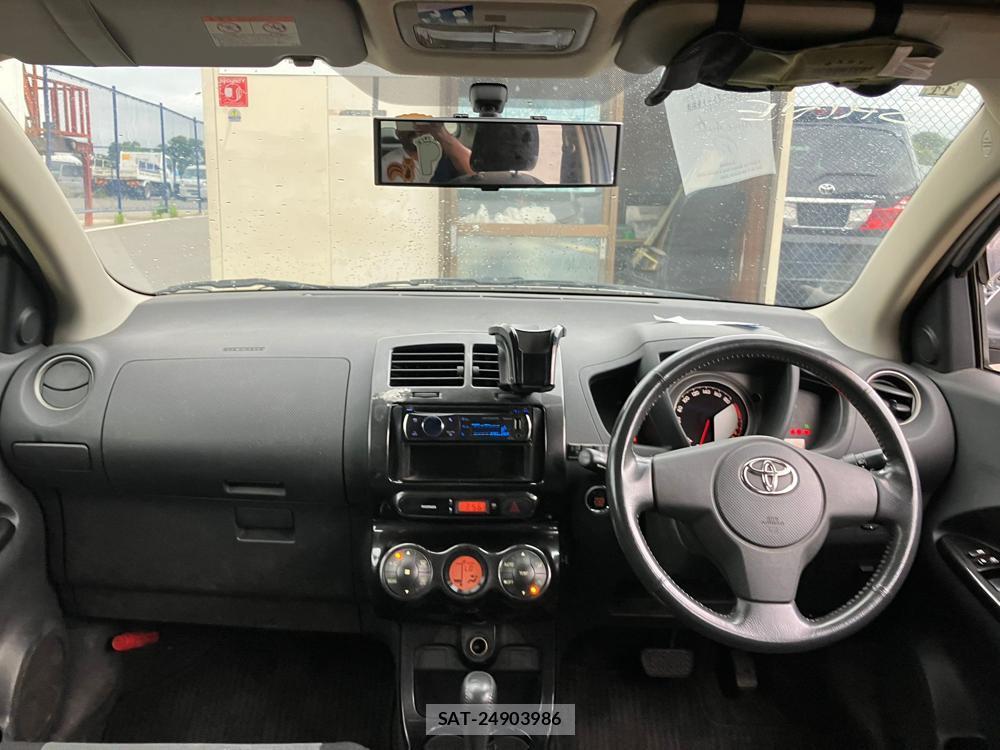 Toyota IST 2008 1284211-12