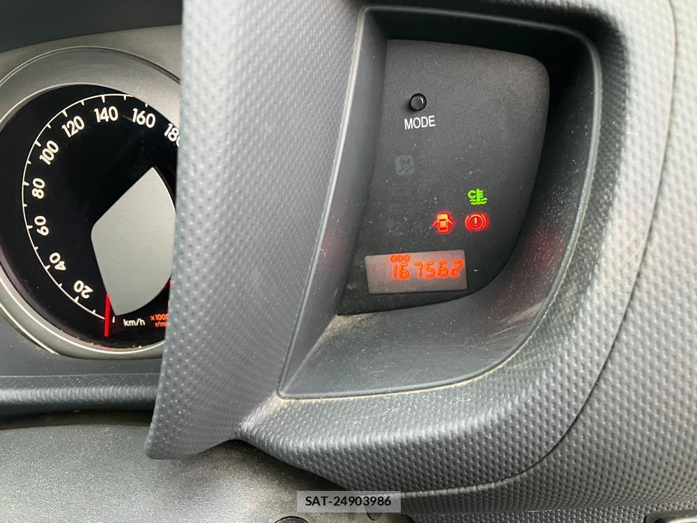 Toyota IST 2008 1284211-16
