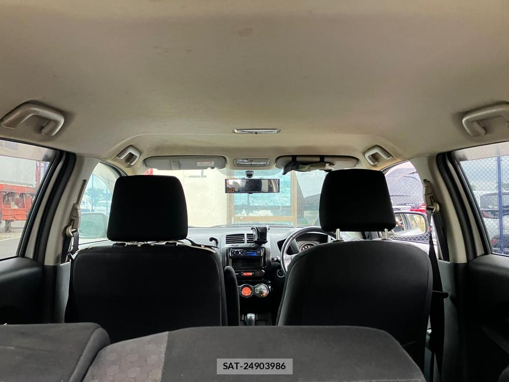 Toyota IST 2008 1284211-27
