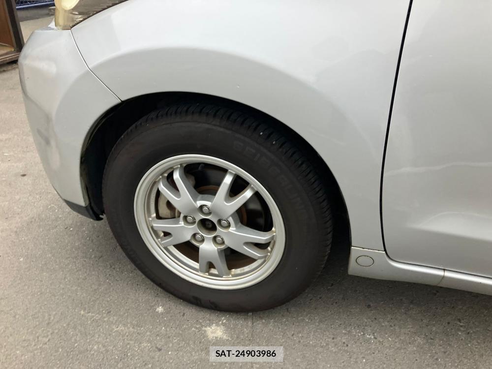 Toyota IST 2008 1284211-32