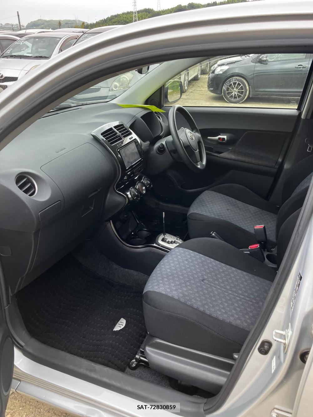 Toyota IST 2008 1277760-10