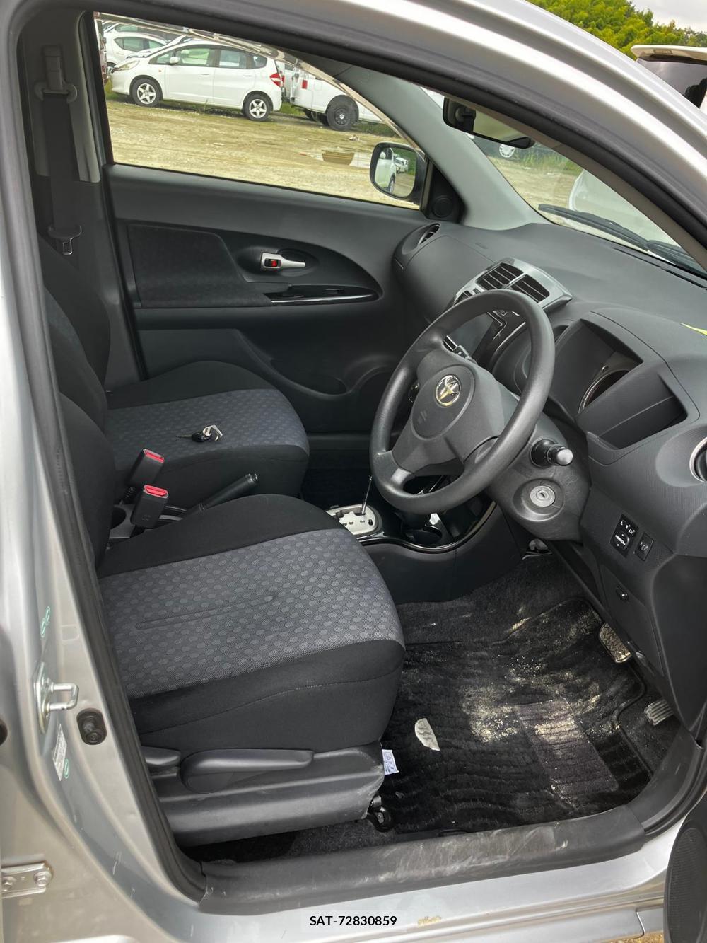 Toyota IST 2008 1277760-11