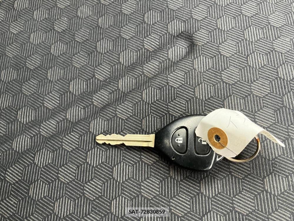 Toyota IST 2008 1277760-15
