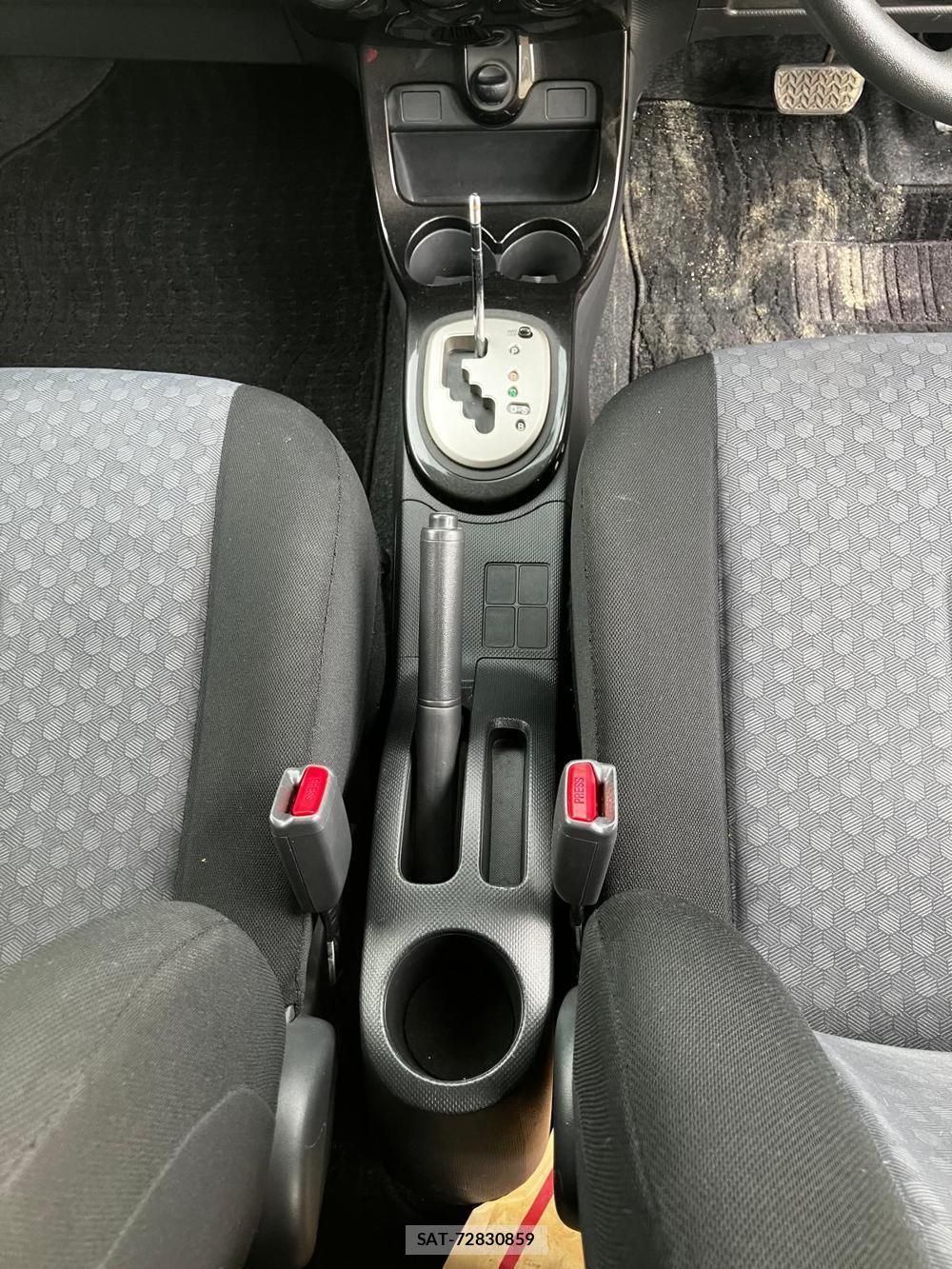 Toyota IST 2008 1277760-19