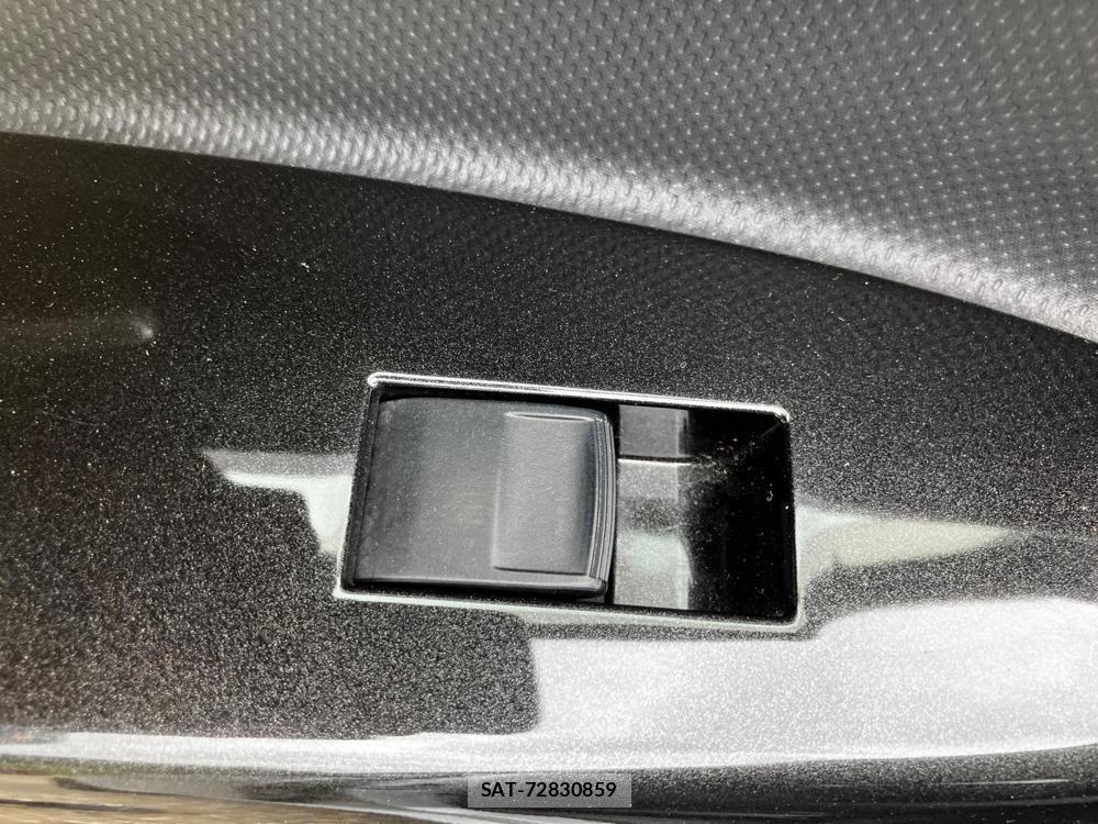 Toyota IST 2008 1277760-21