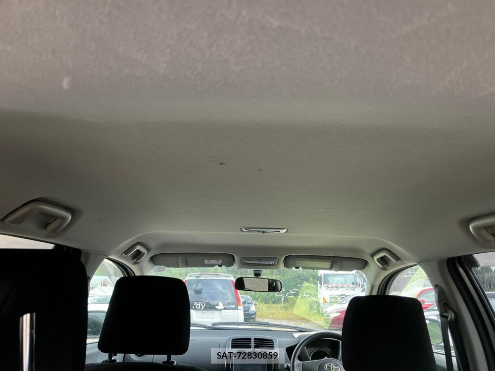 Toyota IST 2008 1277760-23
