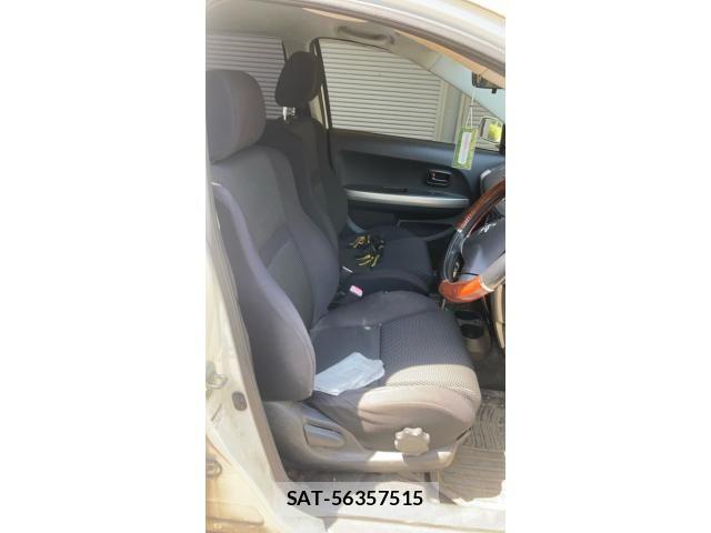 Toyota IST 2004-02 6672000-11