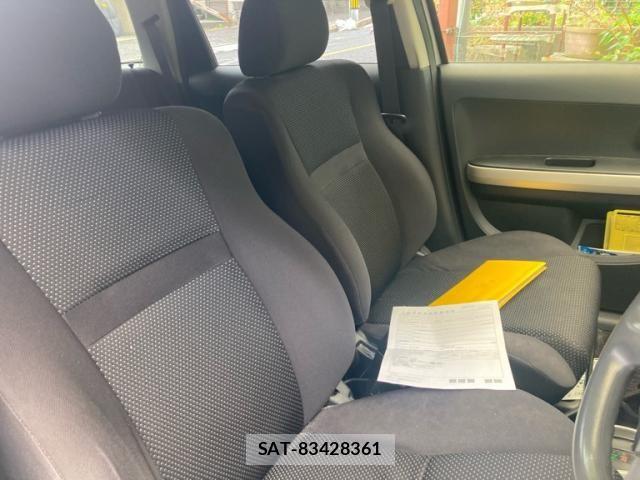 Toyota IST 2004-07 7058957-12