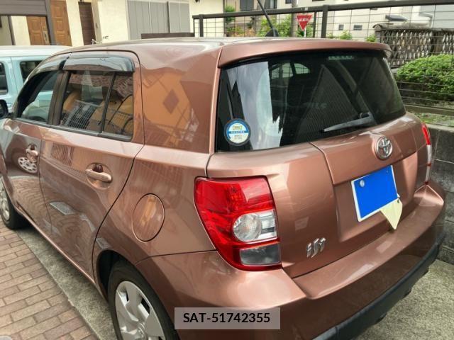 Toyota IST 2008-07 7219972-3