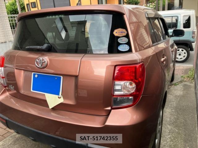 Toyota IST 2008-07 7219972-4