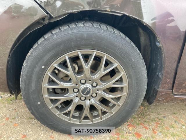 Toyota IST 2011-10 7219970-3