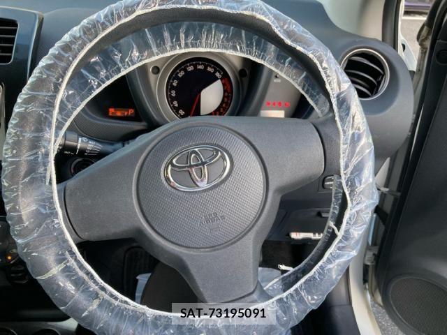 Toyota IST 2008-05 7251109-17
